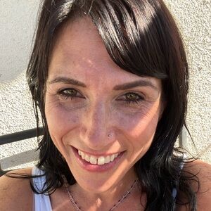 Meet your Posher, Posh